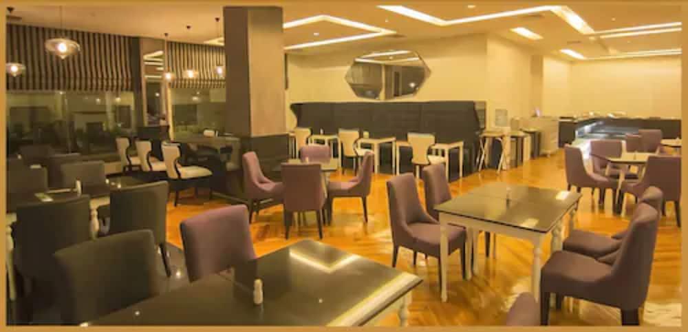 Hotel Diradja Τζακάρτα Εξωτερικό φωτογραφία